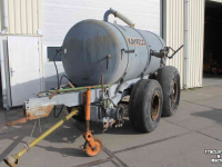 Tonneau de lisier Kaweco 4200 liter mesttank giertank verdringerpomp wormpomp pomptankwagen