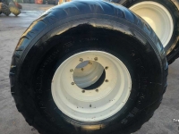 Roues, Pneus, Jantes, Barillets Jumelage Nokian 550/60R22.5 en 710/55R34 Gazonbanden