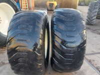 Roues, Pneus, Jantes, Barillets Jumelage Nokian 550/60R22.5 en 710/55R34 Gazonbanden