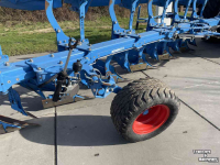 Charrues Lemken Juwel 10M onland en in de voor ploeg 6+1met vorenpacker arm