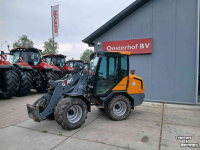 Chargeuse sur pneus Giant V 4502T