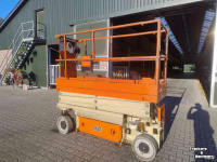 Elévateur à nacelle JLG 2032es