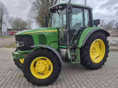 Tracteur John Deere 6220 PQ+