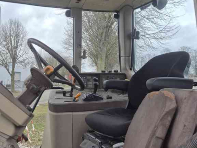 Tracteur John Deere 6220 PQ+