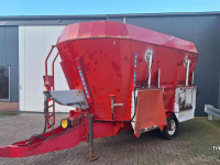 Mélangeuse Verticale JF Stoll Voermengwagen