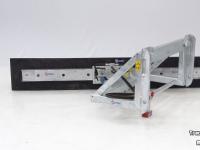 Lame niveleuse Qmac Modulo Rubber yard scrapers 2100mm hookup Claas Targo