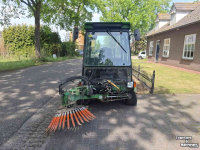 Tracteur porte-outils Roberine Werktuigendrager met onkruidborstel