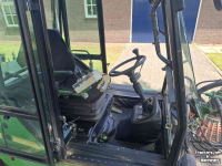 Tracteur porte-outils Roberine Werktuigendrager met onkruidborstel
