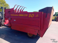 Distributeur de fourrage en bloc Schuitemaker Amigo 30S blokkenwagen