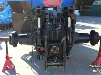 Tracteur New Holland T8020 Spare parts / Onderdelen
