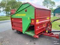 Distributeur de fourrage en bloc Strautmann UBVW