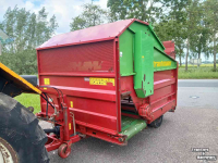 Distributeur de fourrage en bloc Strautmann UBVW