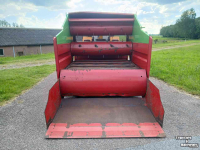Distributeur de fourrage en bloc Strautmann UBVW