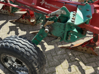 Charrues Kverneland LB 85 5-schaar met packomat