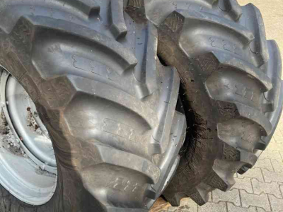Roues, Pneus, Jantes, Barillets Jumelage BKT 900/50r42 en 600/65r28