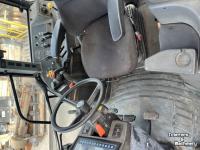 Tracteur New Holland 8160 Tractor