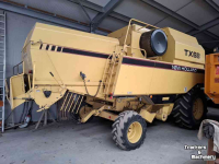 Moissonneuse batteuse New Holland TX68 in klantoverdracht