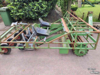 Planteuse Basrijs 4 rij  perspot plantmachine