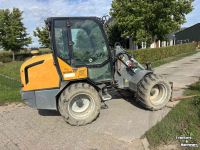 Chargeuse sur pneus  Giant 6004t extra