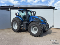 Tracteur Valtra Q245