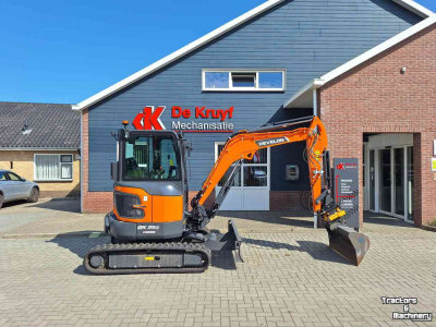 Mini pelleteuse Doosan Develon DX35Z-7