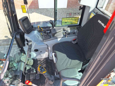 Mini pelleteuse Doosan Develon DX35Z-7