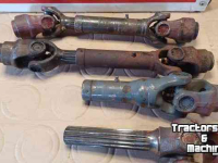 Pièces d‘occasion pour tracteurs Holder 110143 Kreuz Gelenkwelle