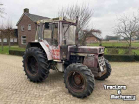 Tracteurs International 745 XL