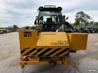 Tracteur Deutz-Fahr Agrotron 1145 TTV met Herder Grenadier MBK 120 LSH