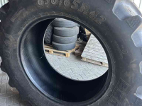 Roues, Pneus, Jantes, Barillets Jumelage BKT 650/65R42