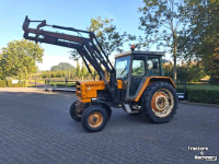Tracteur Renault 681-S + frontlader