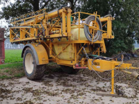 Pulvérisateur trainé Dubex Mentor 4000ltr 40mtr