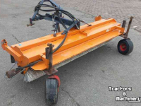 Balayeur Bema Veegmachine / Veegbezem