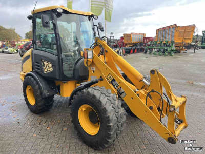 Chargeuse sur pneus JCB 406
