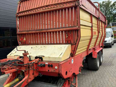 Autochargeuse Krone Titan 6/48 GL
