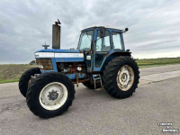 Tracteur Ford TW-10