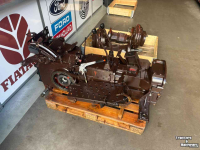 Pièces d‘occasion pour tracteurs Fiat 70-66 transmissie en achterassen