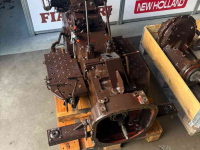 Pièces d‘occasion pour tracteurs Fiat 70-66 transmissie en achterassen