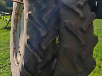 Roues, Pneus, Jantes, Barillets Jumelage Ford 16.9 R 38 Ploegbanden met velg