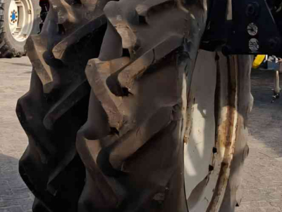 Roues, Pneus, Jantes, Barillets Jumelage Ford 16.9 R 38 Ploegbanden met velg