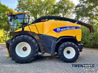 Ensileuse automotrice New Holland FR 700