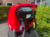 Balayeuses et balayeuses aspirantes Meclean Powerscrub Schrob/Zuigmachine
