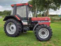 Tracteur Case-IH 844XL