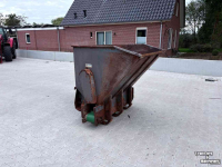 Épandeur de sciure pour des logettes Mehrtens 1200 Ltr