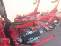 Charrues Gaspardo Maschio Unico UN.NSV L5+1 vario almost NEW
