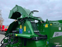 Distributeur de paille pour des logettes McHale C430