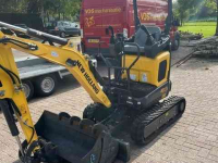 Mini pelleteuse New Holland E14D