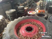 Roues, Pneus, Jantes, Barillets Jumelage  BKT 520/85R46  50%