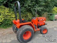 Tracteur pour vignes et vergers Kubota B 8200