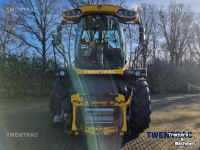 Ensileuse automotrice New Holland FR 600 hakselaar
